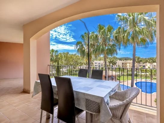 3 soveværelse Penthouse til salg i Santa Ponsa, Calvià med swimmingpool - € 735.000 (Ref: 9136121)