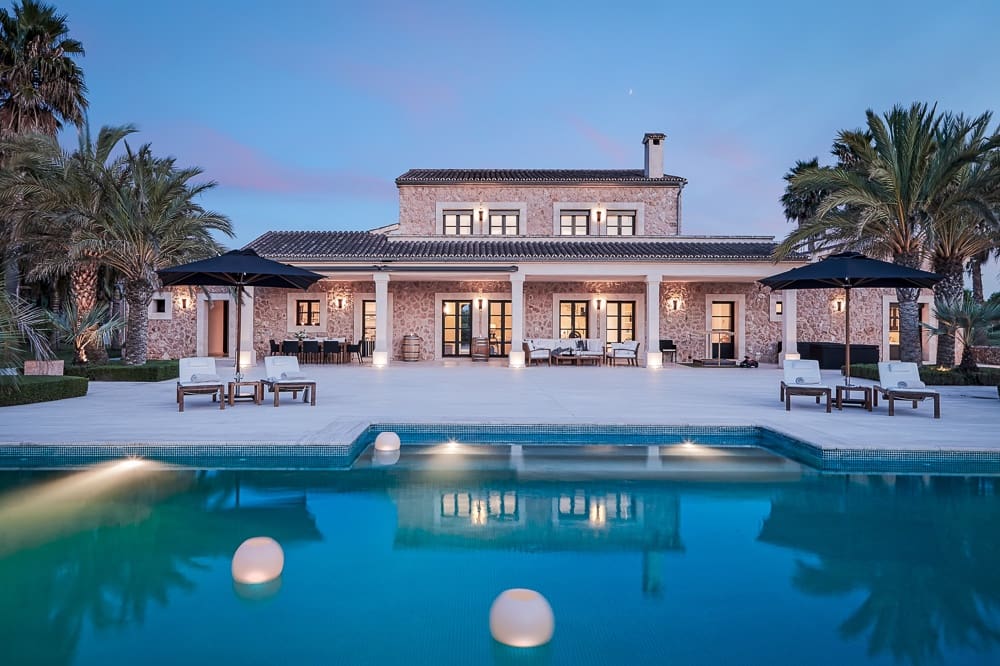 7 bedroom Finca/Country House for sale in Santa Eugenia with pool - € 9,800,000 (Ref: 9136122)