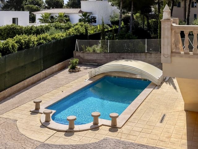 3 Zimmer Villa zu verkaufen in Santa Ponsa, Calvià mit Pool - 2.100.000 € (Ref: 9255934)