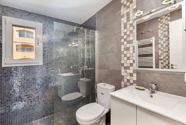 2 soveværelse Penthouse til salg i Santa Ponsa, Calvià med swimmingpool - € 1.180.000 (Ref: 9410026)