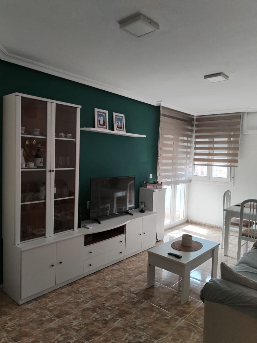 2 camera da letto Appartamento da affittare in Torrevieja con piscina garage - 850 € (Rif: 10024673)