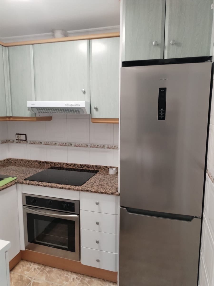 2 camera da letto Appartamento da affittare in Torrevieja con piscina garage - 850 € (Rif: 10024673)