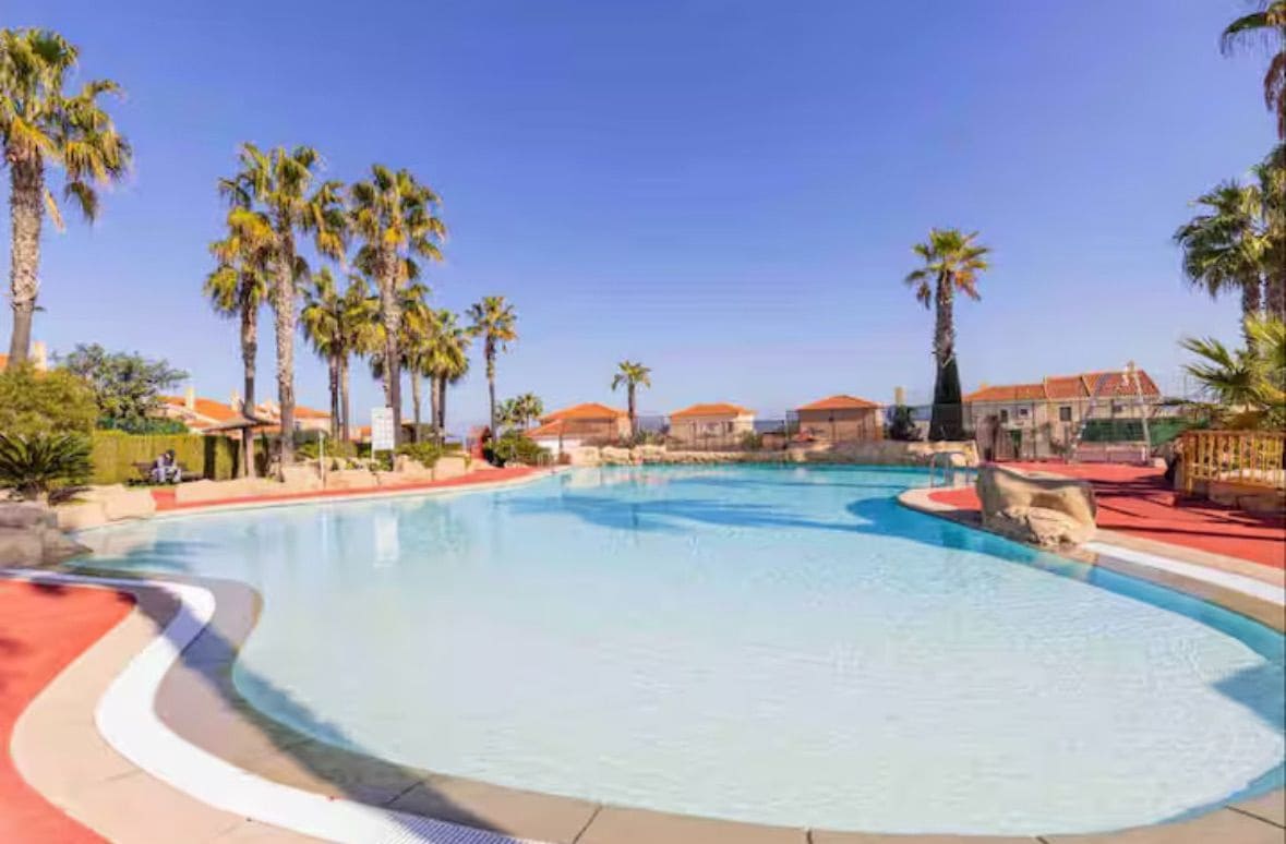 Pareado de 3 habitaciones en Gran Alacant en venta con piscina - 260.000 € (Ref: 10027712)