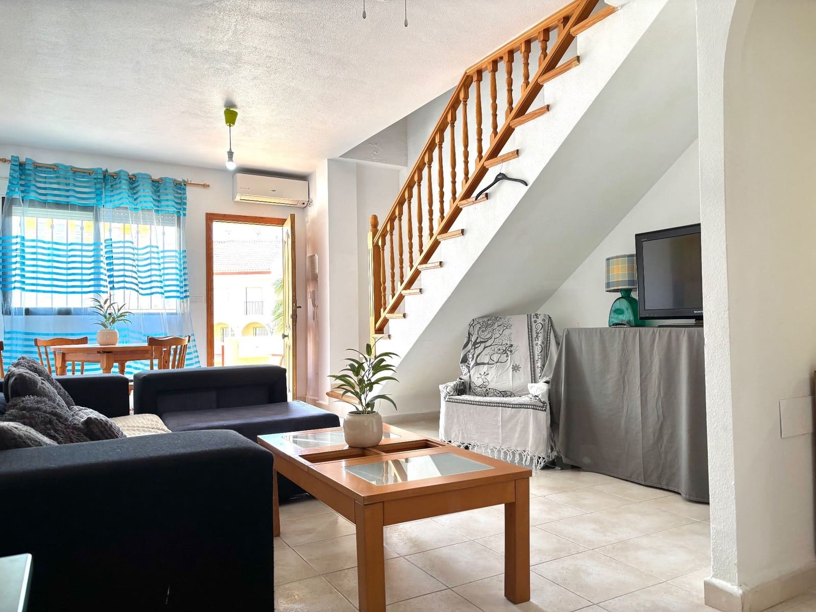 Pareado de 3 habitaciones en Gran Alacant en venta con piscina - 260.000 € (Ref: 10027712)