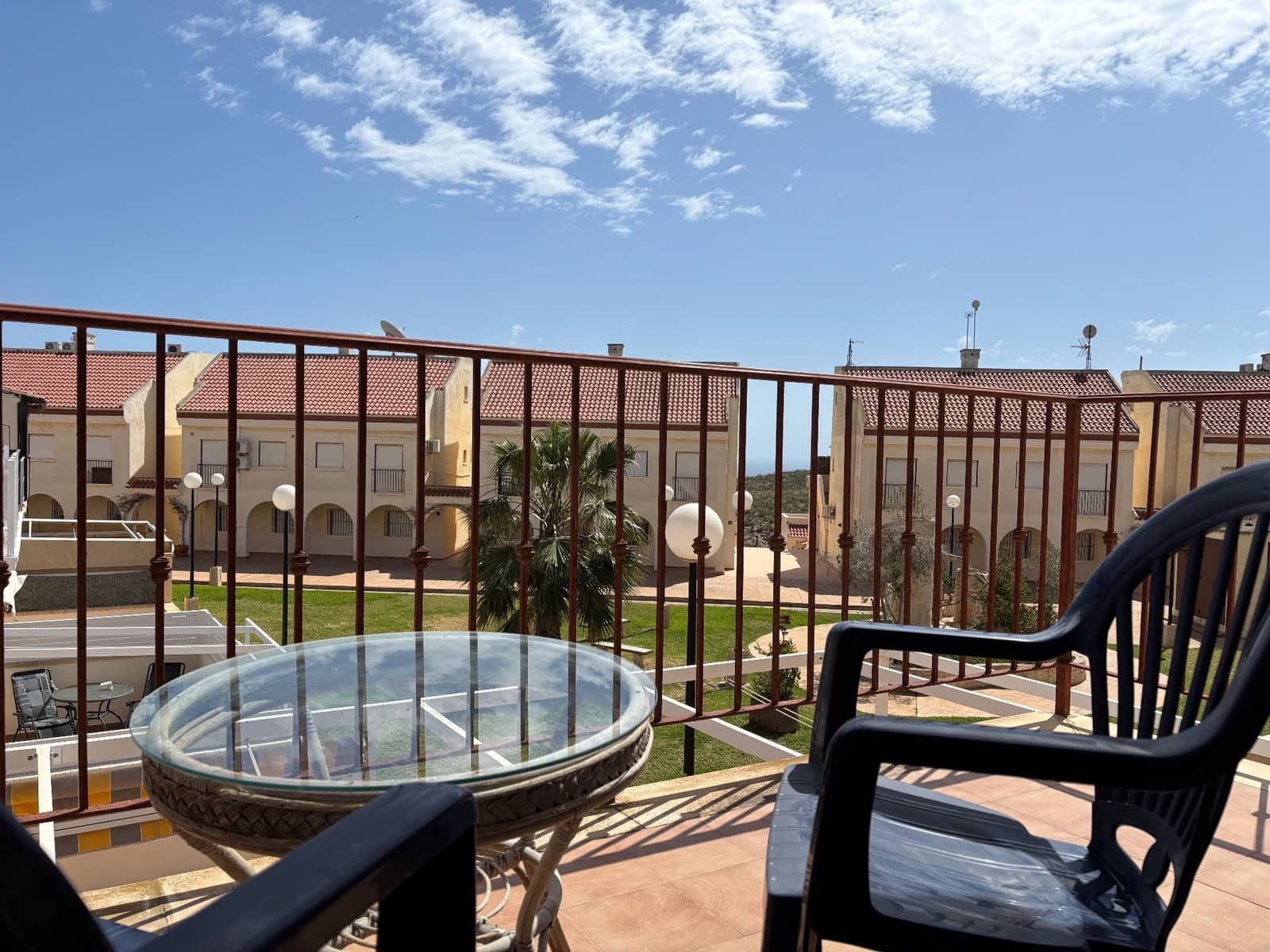 Pareado de 3 habitaciones en Gran Alacant en venta con piscina - 260.000 € (Ref: 10027712)