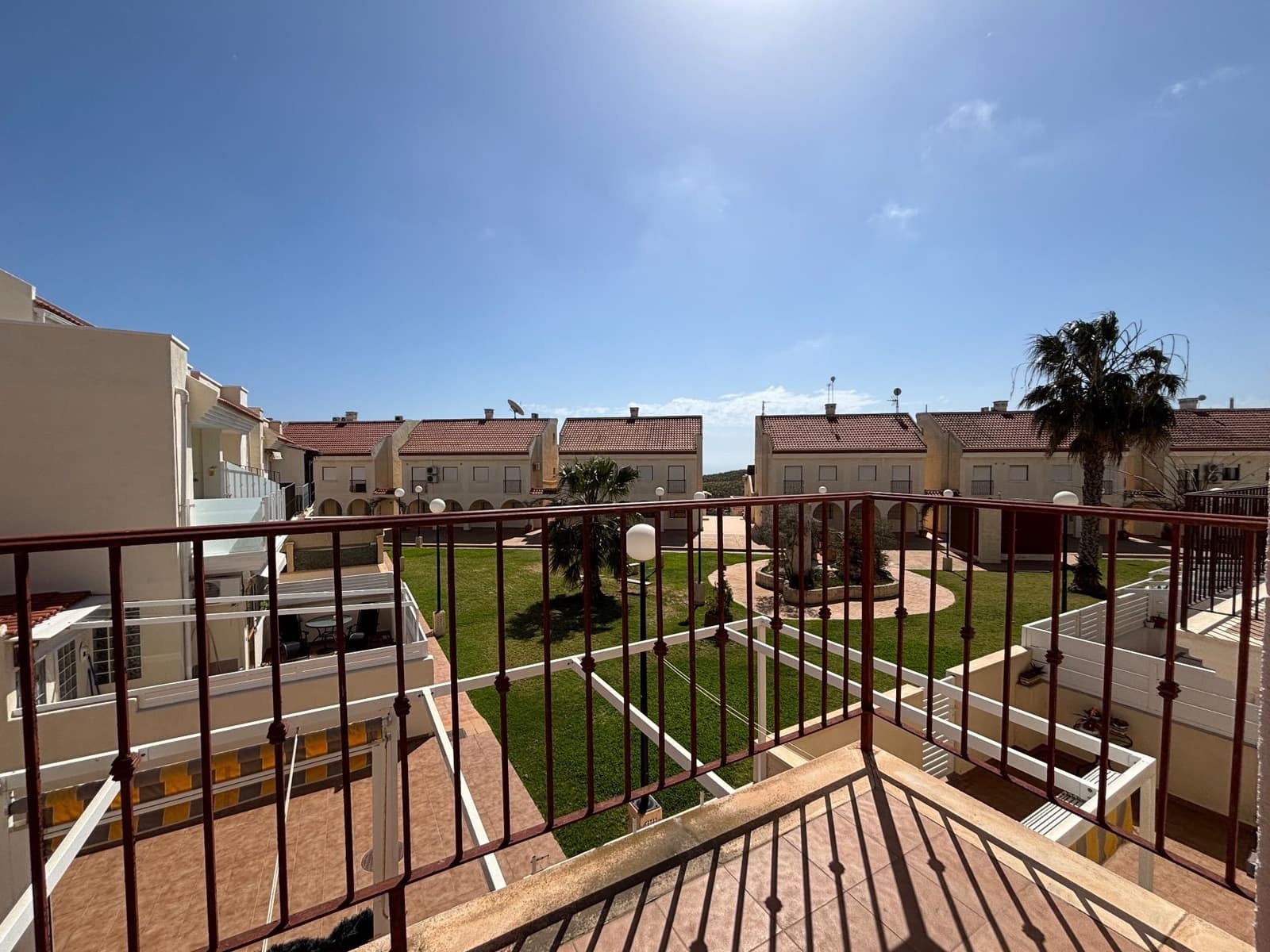 Pareado de 3 habitaciones en Gran Alacant en venta con piscina - 260.000 € (Ref: 10027712)