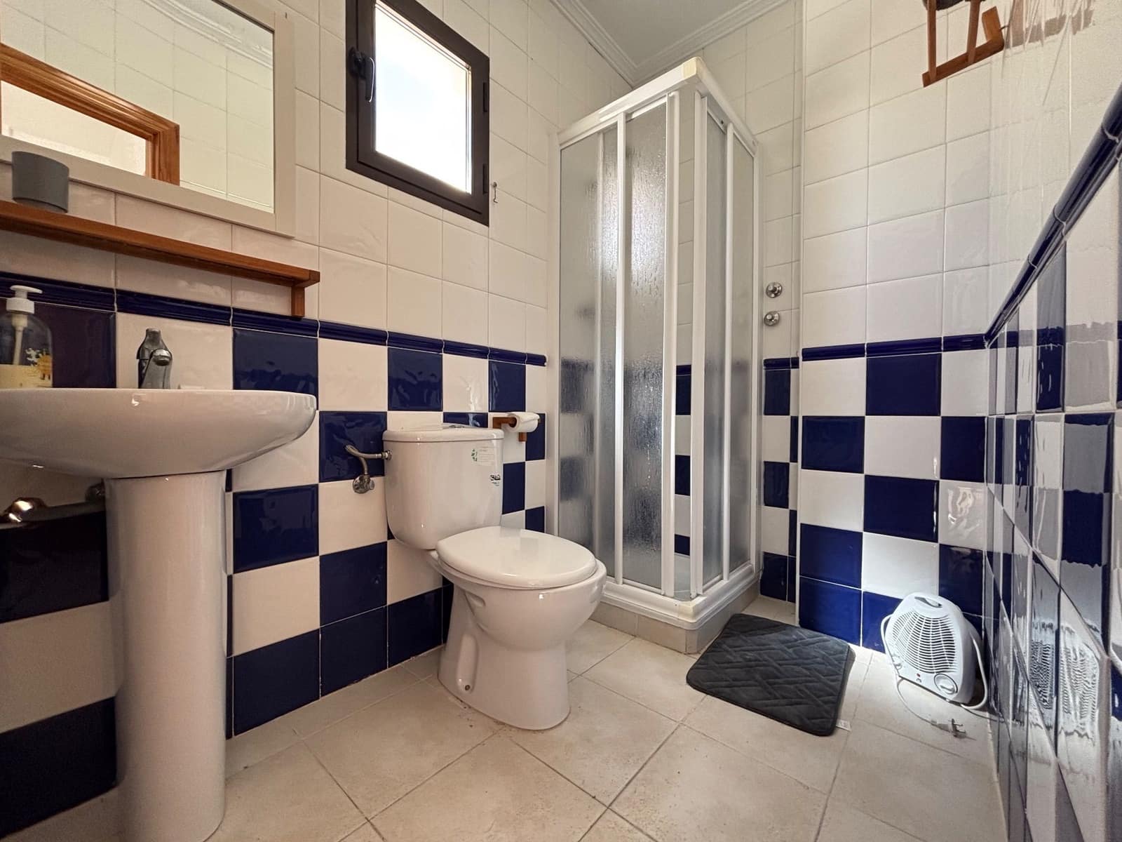 Pareado de 3 habitaciones en Gran Alacant en venta con piscina - 260.000 € (Ref: 10027712)