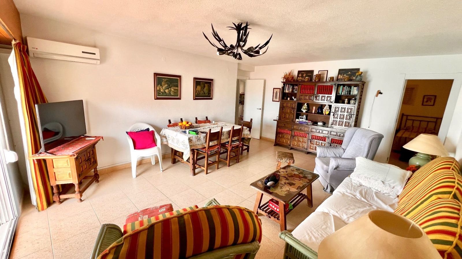 3 soveværelse Lejlighed til salg i Torrevieja med garage - € 255.000 (Ref: 10029087)