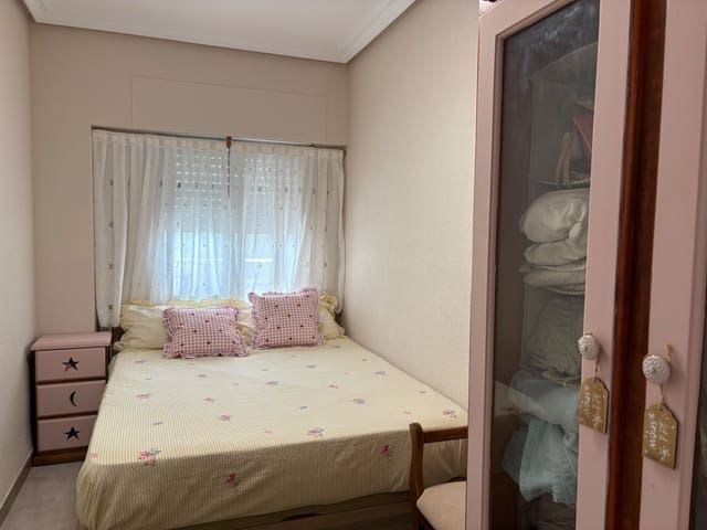 Apartamento de 3 habitaciones en Arenales del Sol, Elche / Elx en alquiler con piscina garaje - 1.000 € (Ref: 10030043)