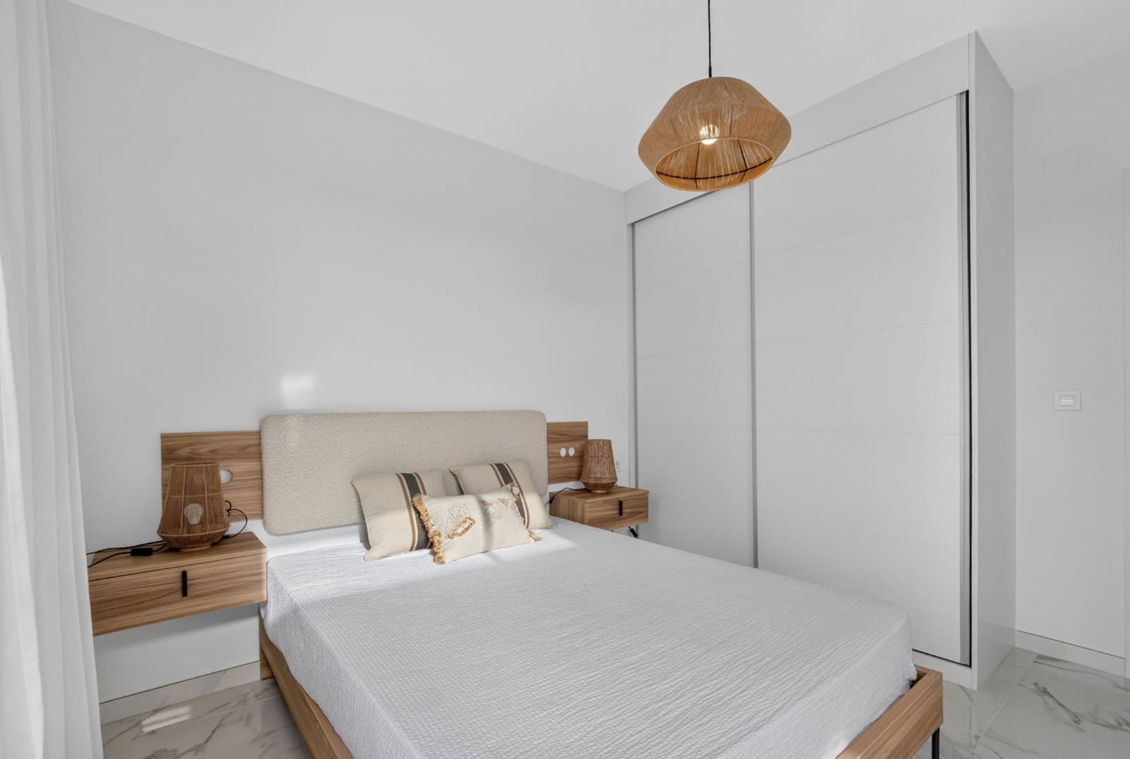 4 makuuhuone Huvila vuokrattavana paikassa Guardamar del Segura mukana uima-altaan 
autotalli - 2 250 € (Ref: 10046831)