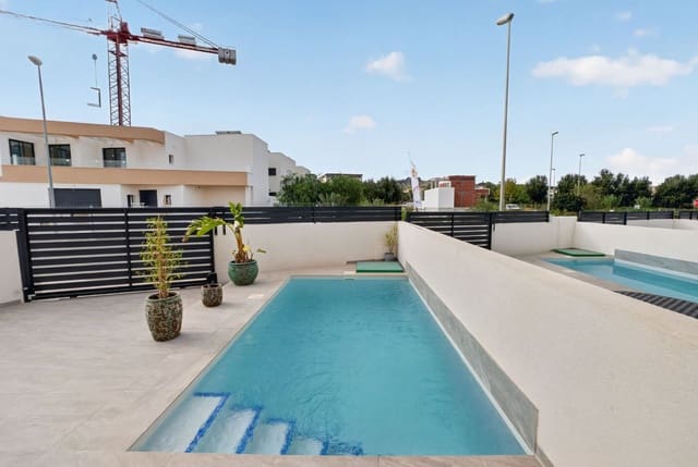 4 slaapkamer Villa te huur in Guardamar del Segura met zwembad garage - € 2.250 (Ref: 10046831)