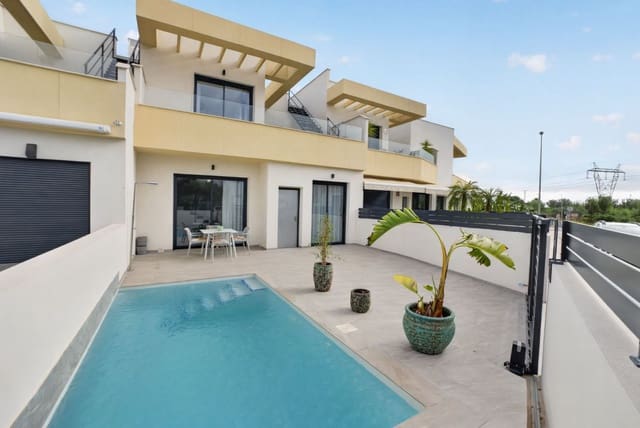4 slaapkamer Villa te huur in Guardamar del Segura met zwembad garage - € 2.250 (Ref: 10046831)