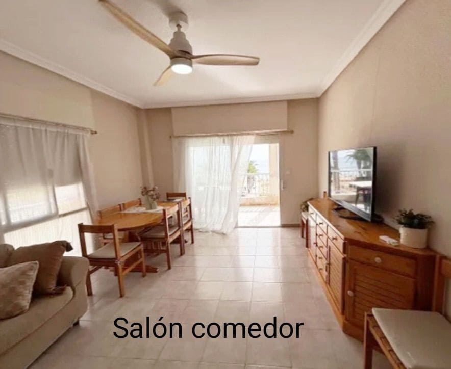 3 quarto Apartamento para arrendar em Arenales del Sol com piscina garagem - 900 € (Ref: 10054674)