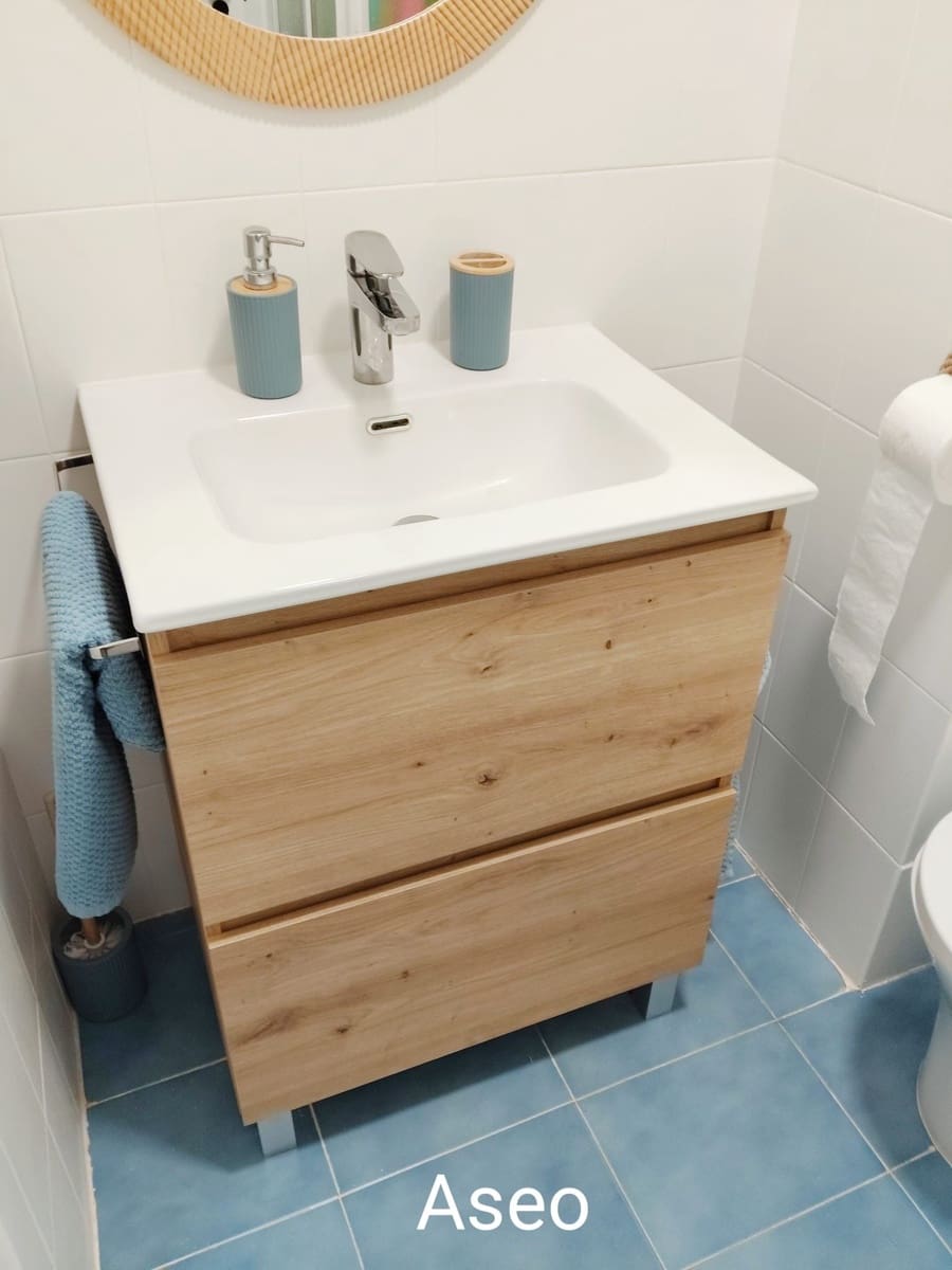 3 quarto Apartamento para arrendar em Arenales del Sol com piscina garagem - 900 € (Ref: 10054674)
