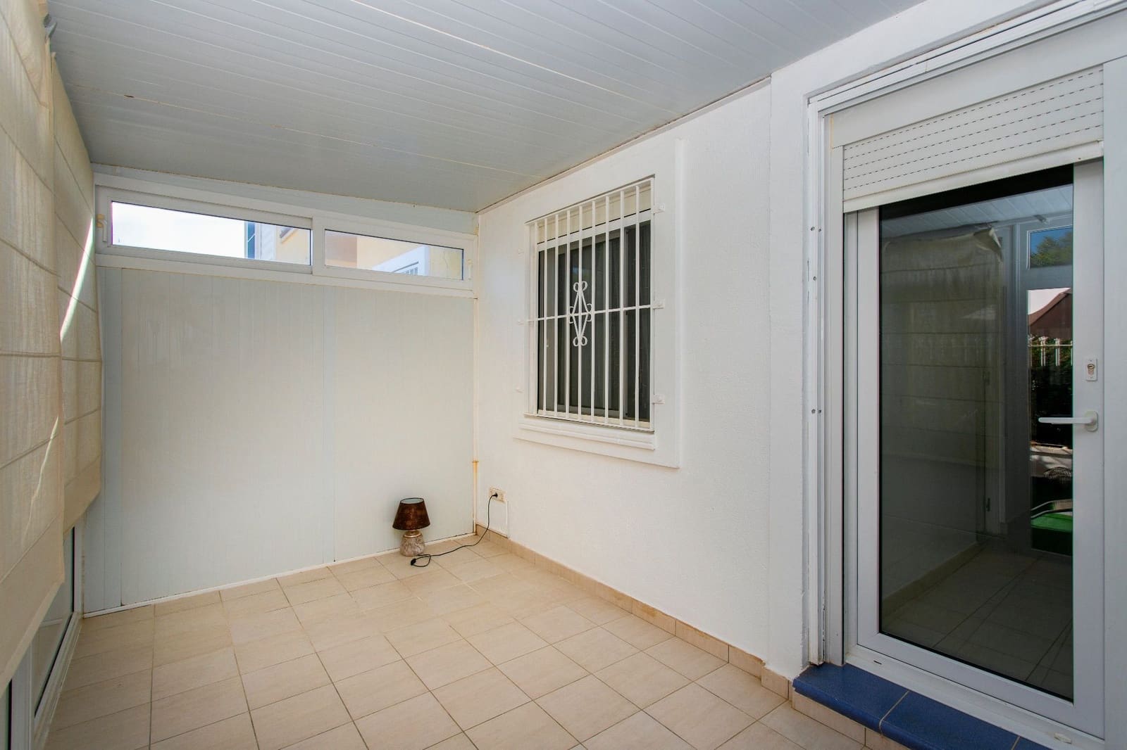 2 bedroom Apartment for rent in Villamartin with pool - € 850 (Ref: 10120500)
