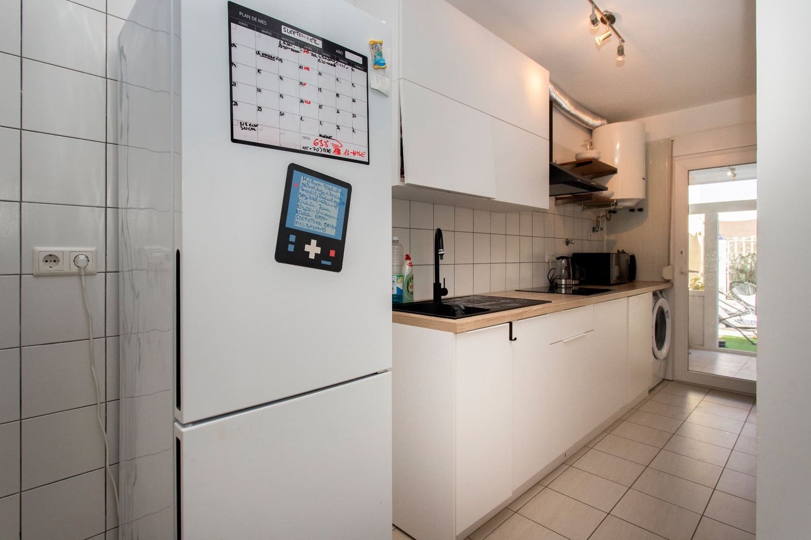 2 bedroom Apartment for rent in Villamartin with pool - € 850 (Ref: 10120500)