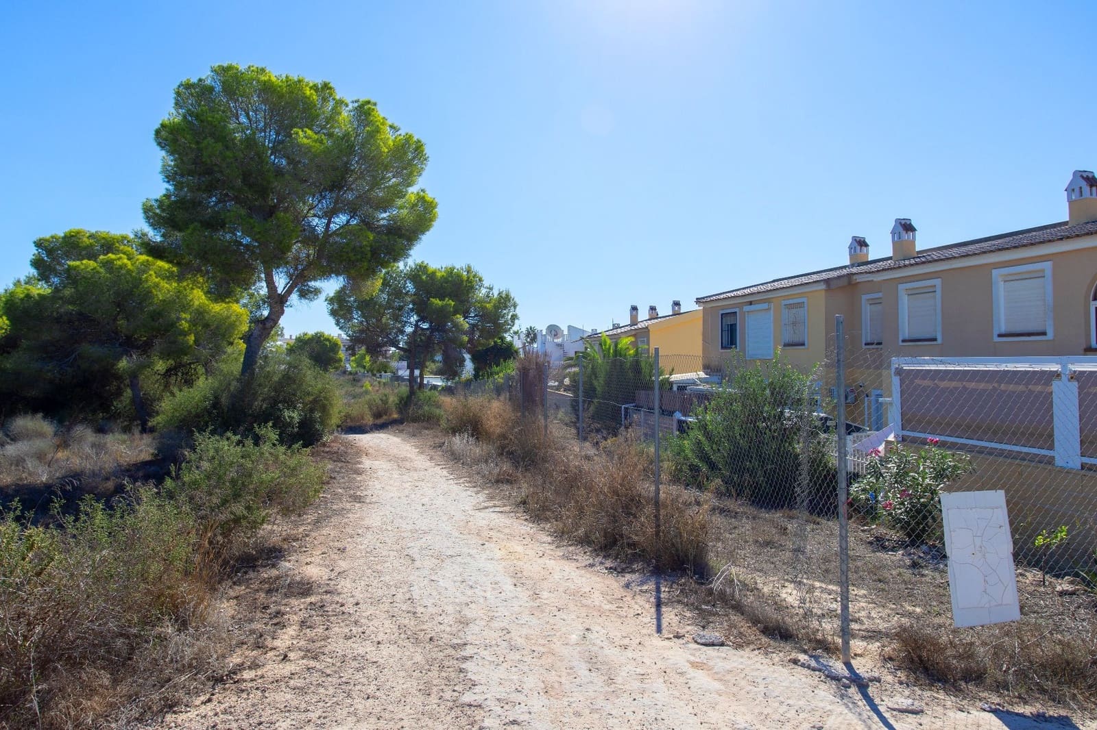 2 bedroom Apartment for rent in Villamartin with pool - € 850 (Ref: 10120500)
