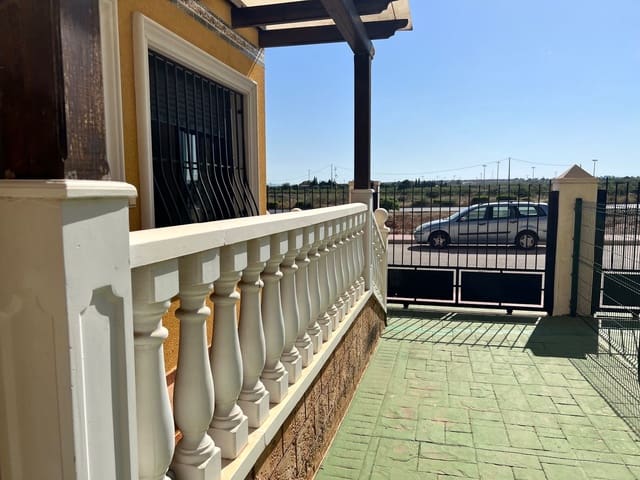 3 bedroom Villa for rent in Ciudad Quesada, Rojales with pool - € 1,200 (Ref: 10148297)