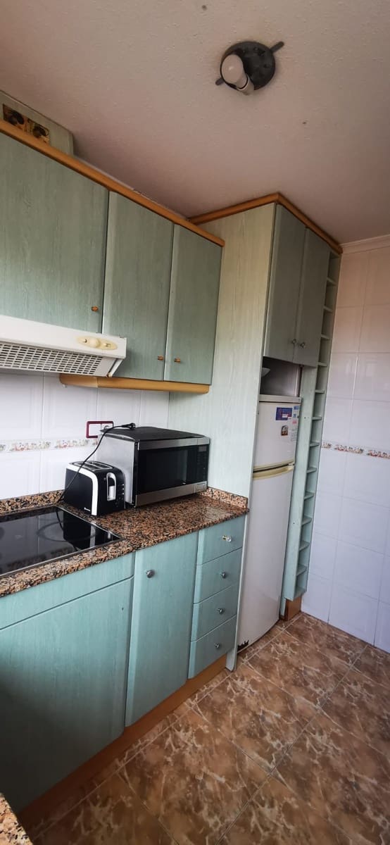 2 quarto Apartamento para arrendar em Torrevieja com piscina garagem - 750 € (Ref: 10157247)