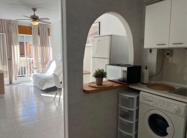 1 bedroom Apartment for rent in Playa de los Locos, Torrevieja - € 750 (Ref: 10174366)