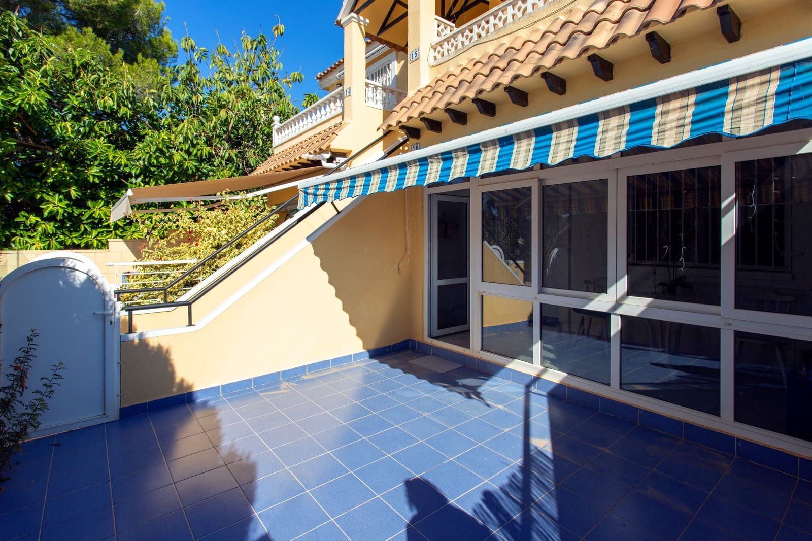 2 bedroom Apartment for rent in Villamartin with pool - € 850 (Ref: 10174367)