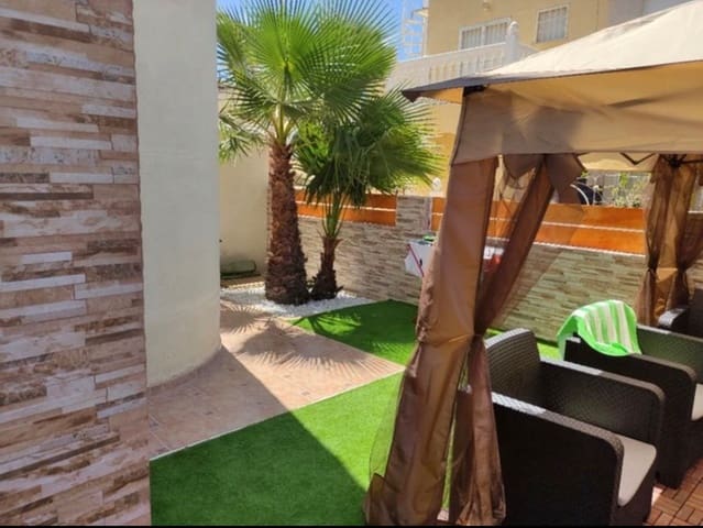 3 bedroom Bungalow for rent in Cañada del Molino, Torrevieja with pool - € 750 (Ref: 6983674)