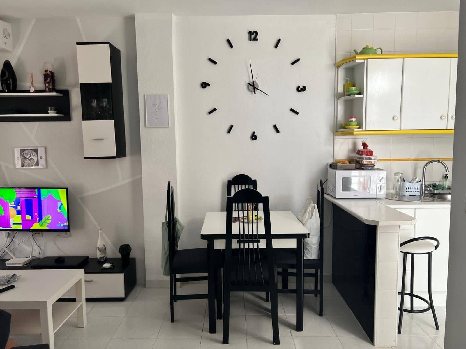 3 slaapkamer Bungalow te huur in La Mata met zwembad - € 750 (Ref: 6983674)