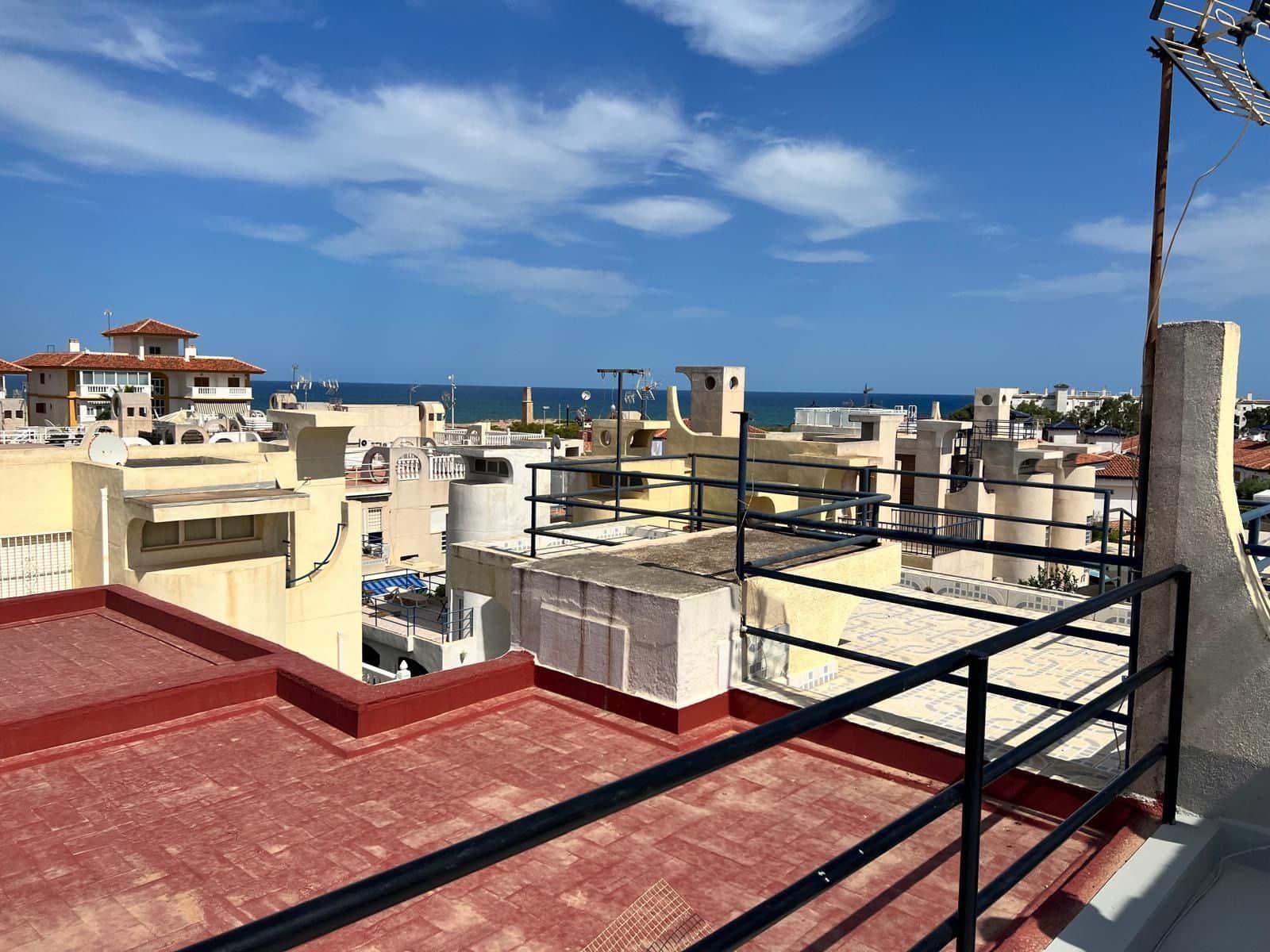 3 slaapkamer Bungalow te huur in La Mata met zwembad - € 750 (Ref: 6983674)