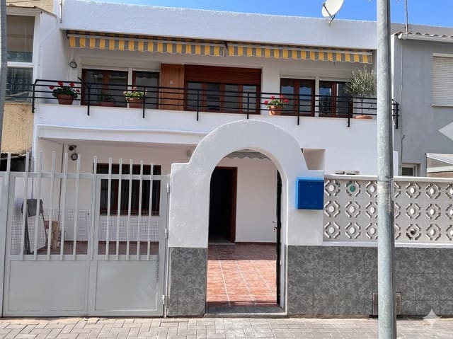 Casa de 3 habitaciones en Playa de los Locos, Torrevieja en alquiler con garaje - 900 € (Ref: 7256197)