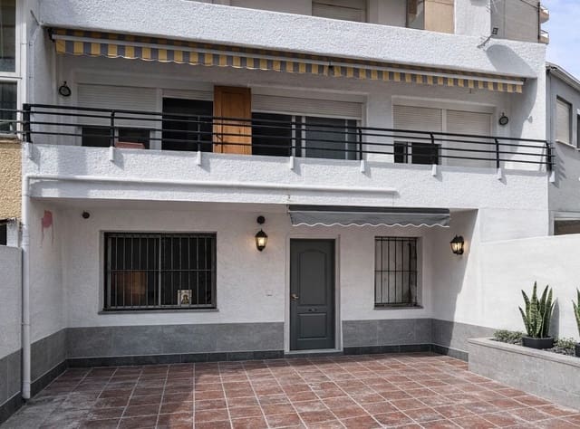 3 sypialnia Dom do wynajęcia w Playa de los Locos, Torrevieja z garażem - 950 € (Ref: 7256197)