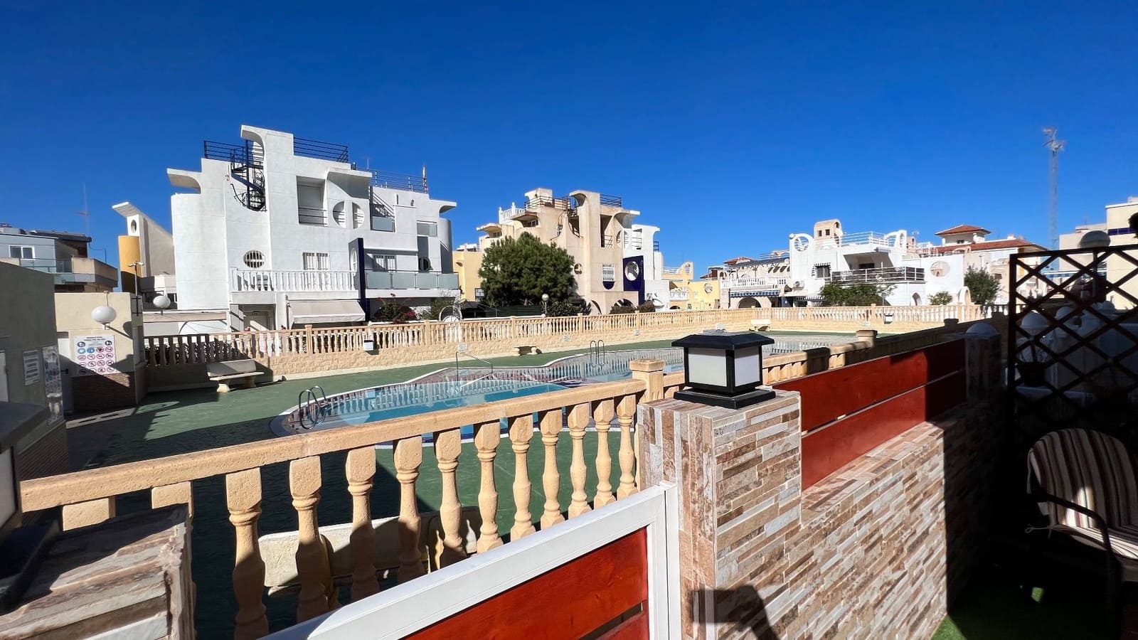 3 soverom Bungalow til leie i La Mata med svømmebasseng - € 750 (Ref: 7914379)