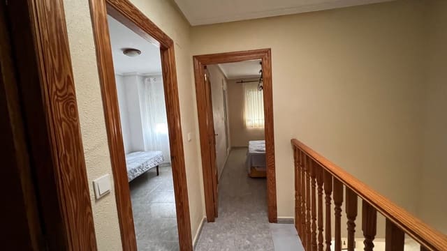 3 camera da letto Villetta Bifamiliare da affittare in Los Montesinos - 750 € (Rif: 8005719)