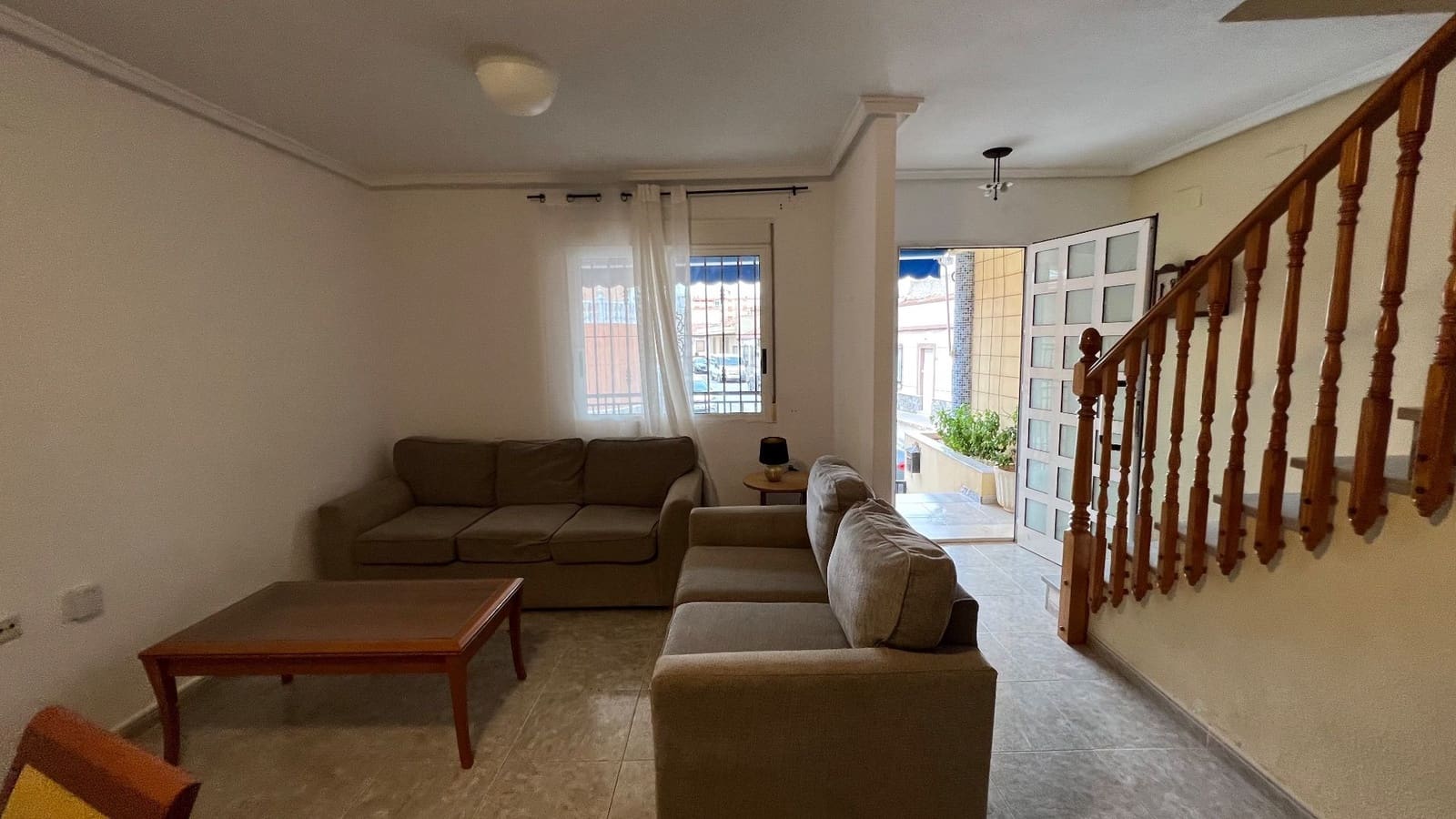 3 sovrum Semi-fristående Villa att hyra i Los Montesinos - 750 € (Ref: 8005719)