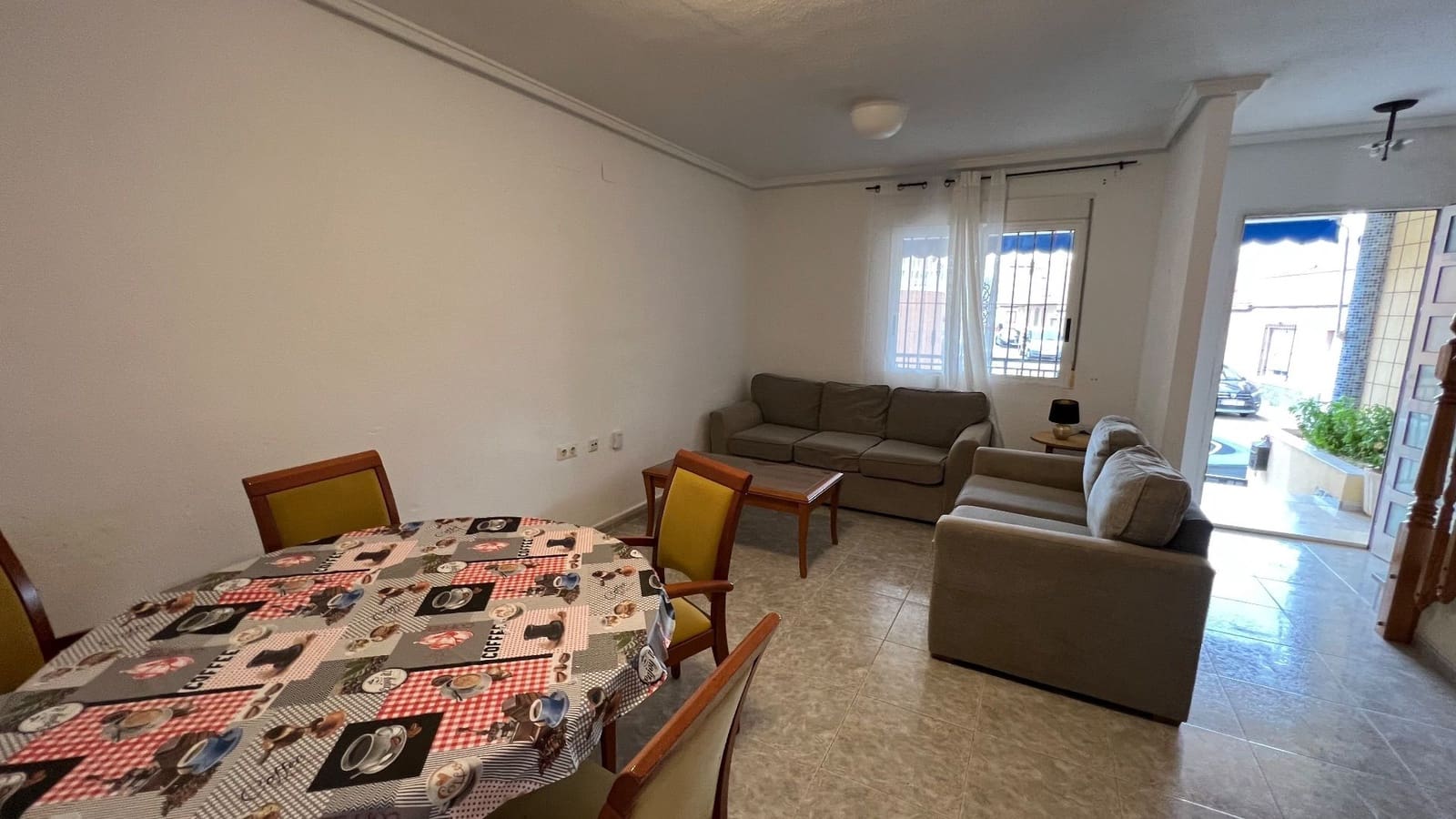 3 sovrum Semi-fristående Villa att hyra i Los Montesinos - 750 € (Ref: 8005719)