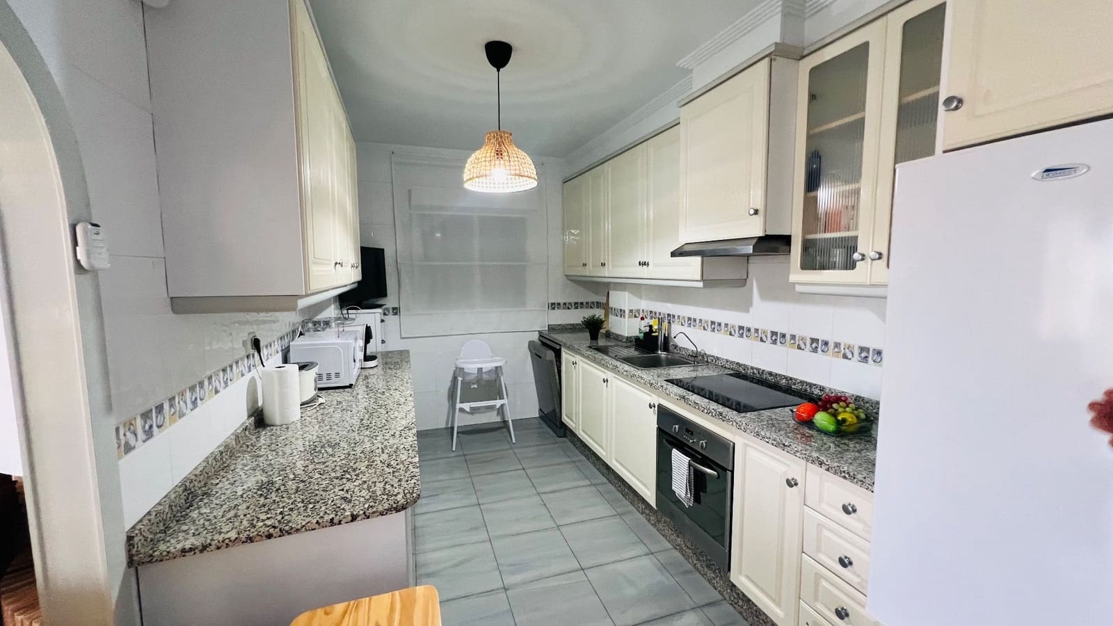 3 soveværelse Villa til leje i Muchamiel / Mutxamel med swimmingpool garage - € 1.800 (Ref: 8053333)