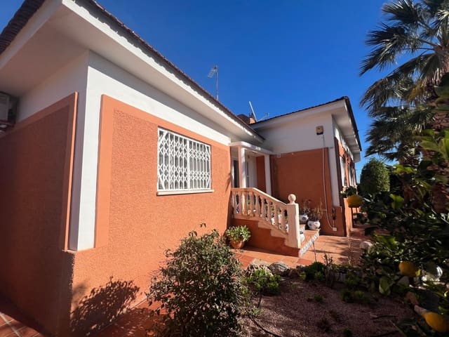3 Zimmer Villa zu vermieten in El Campello mit Pool Garage - 2.200 € (Ref: 8060729)