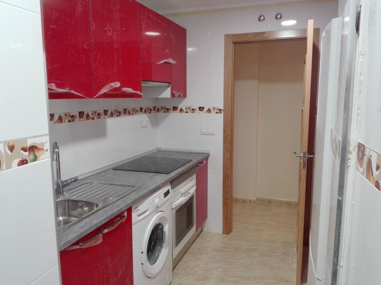 Apartamento de 3 habitaciones en Torrevieja en alquiler - 700 € (Ref: 8068286)