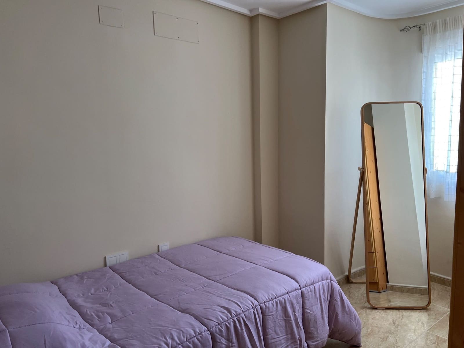 Apartamento de 3 habitaciones en Torrevieja en alquiler - 700 € (Ref: 8068286)