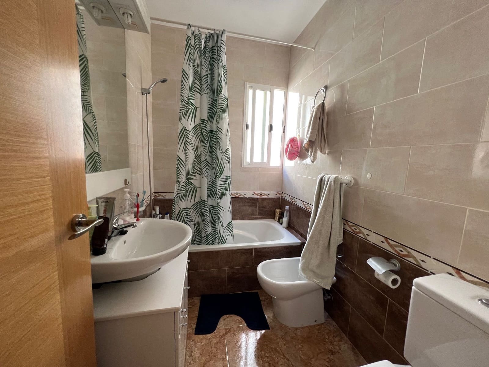 3 slaapkamer Appartement te huur in Torrevieja - € 700 (Ref: 8094109)