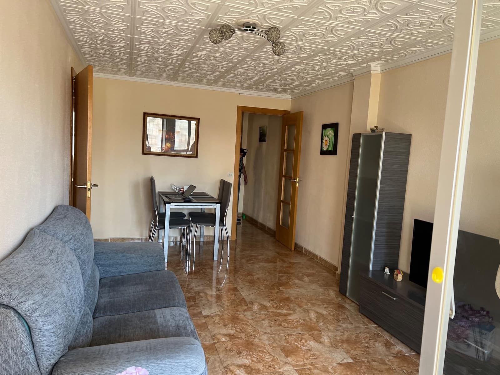 3 slaapkamer Appartement te huur in Torrevieja - € 700 (Ref: 8094109)