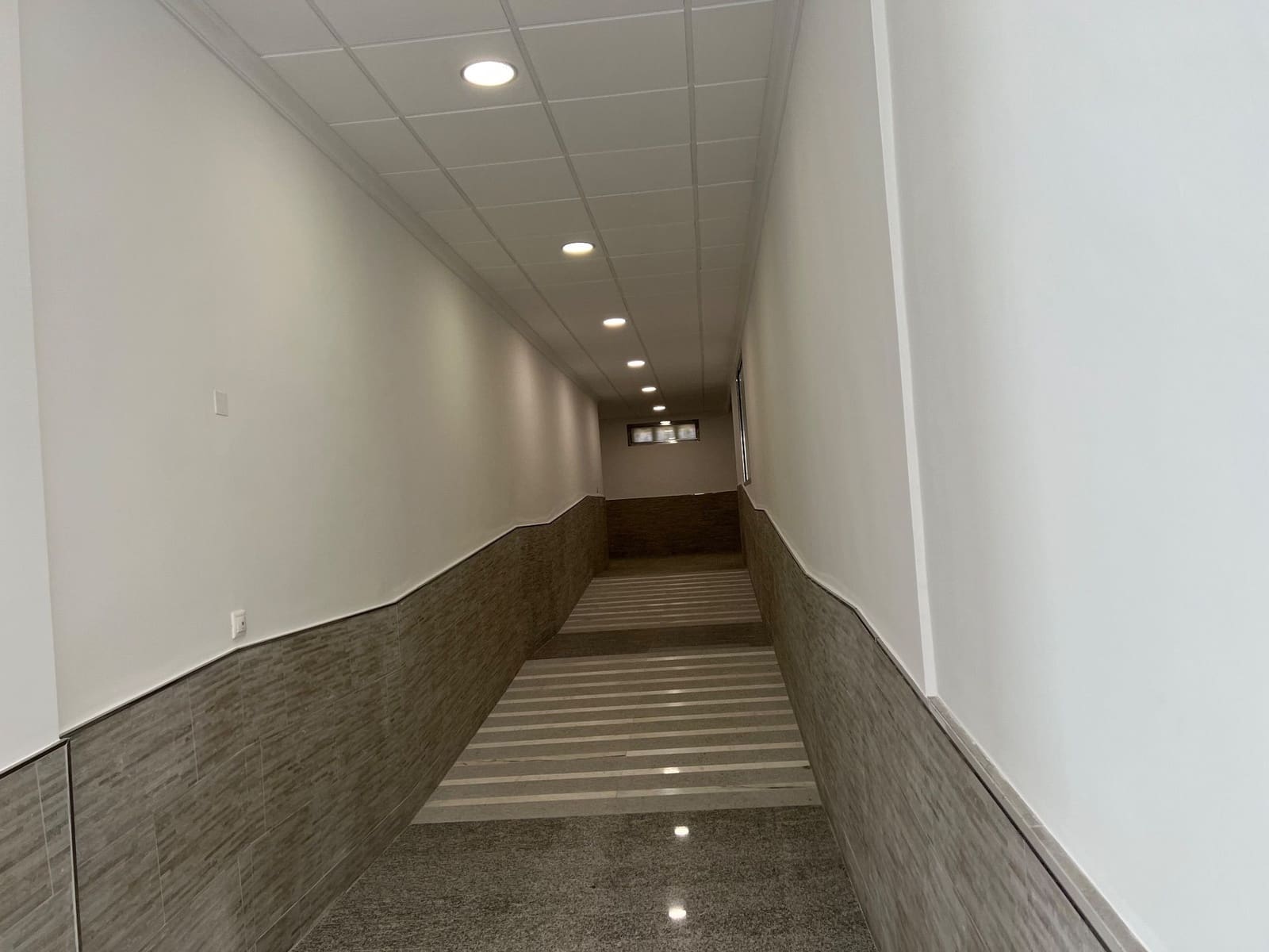 3 slaapkamer Appartement te huur in Torrevieja - € 700 (Ref: 8094109)