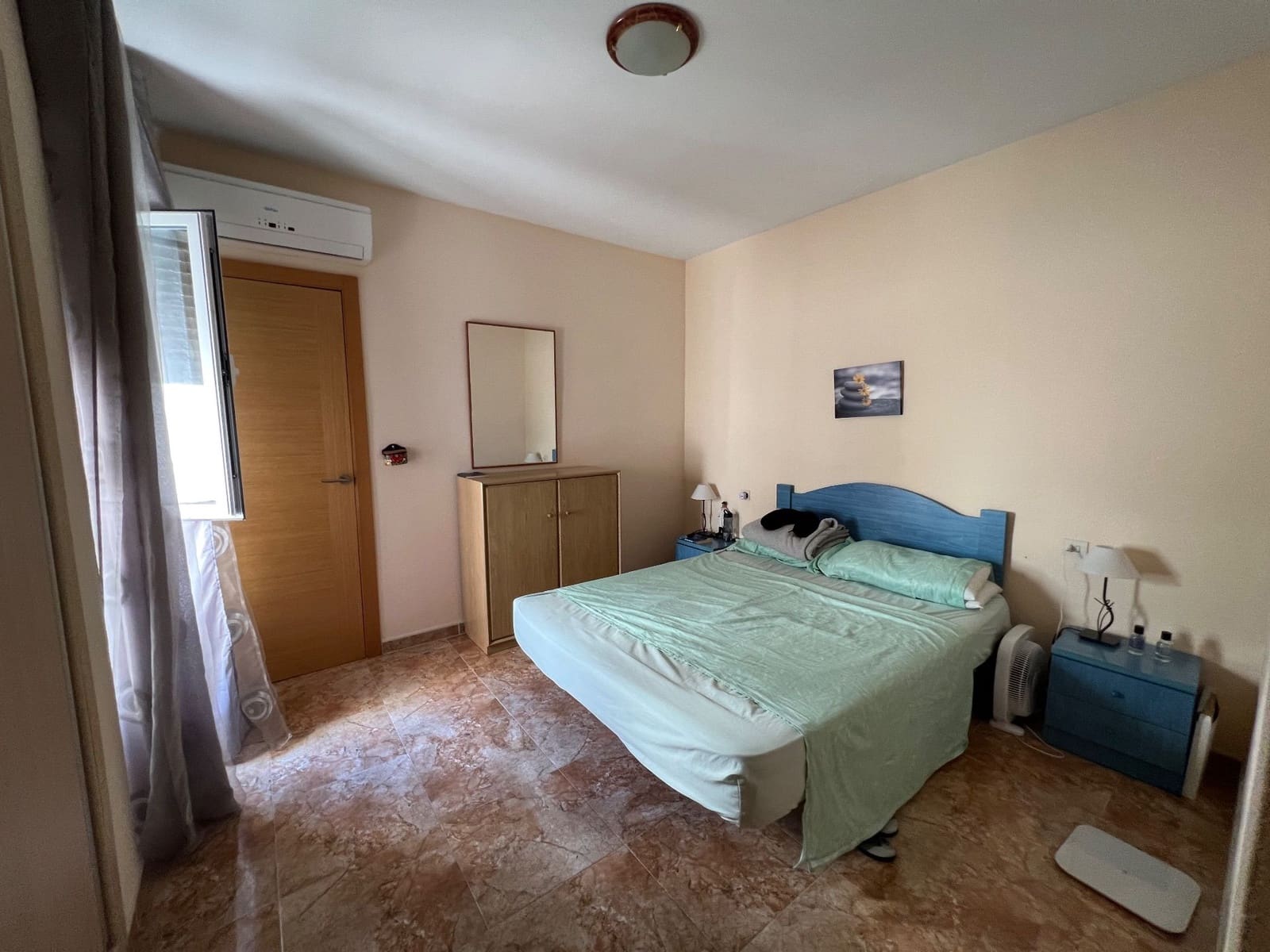 3 slaapkamer Appartement te huur in Torrevieja - € 700 (Ref: 8094109)
