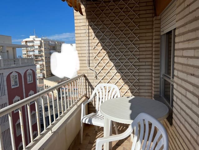 3 slaapkamer Appartement te huur in Centro, Torrevieja - € 700 (Ref: 8094109)