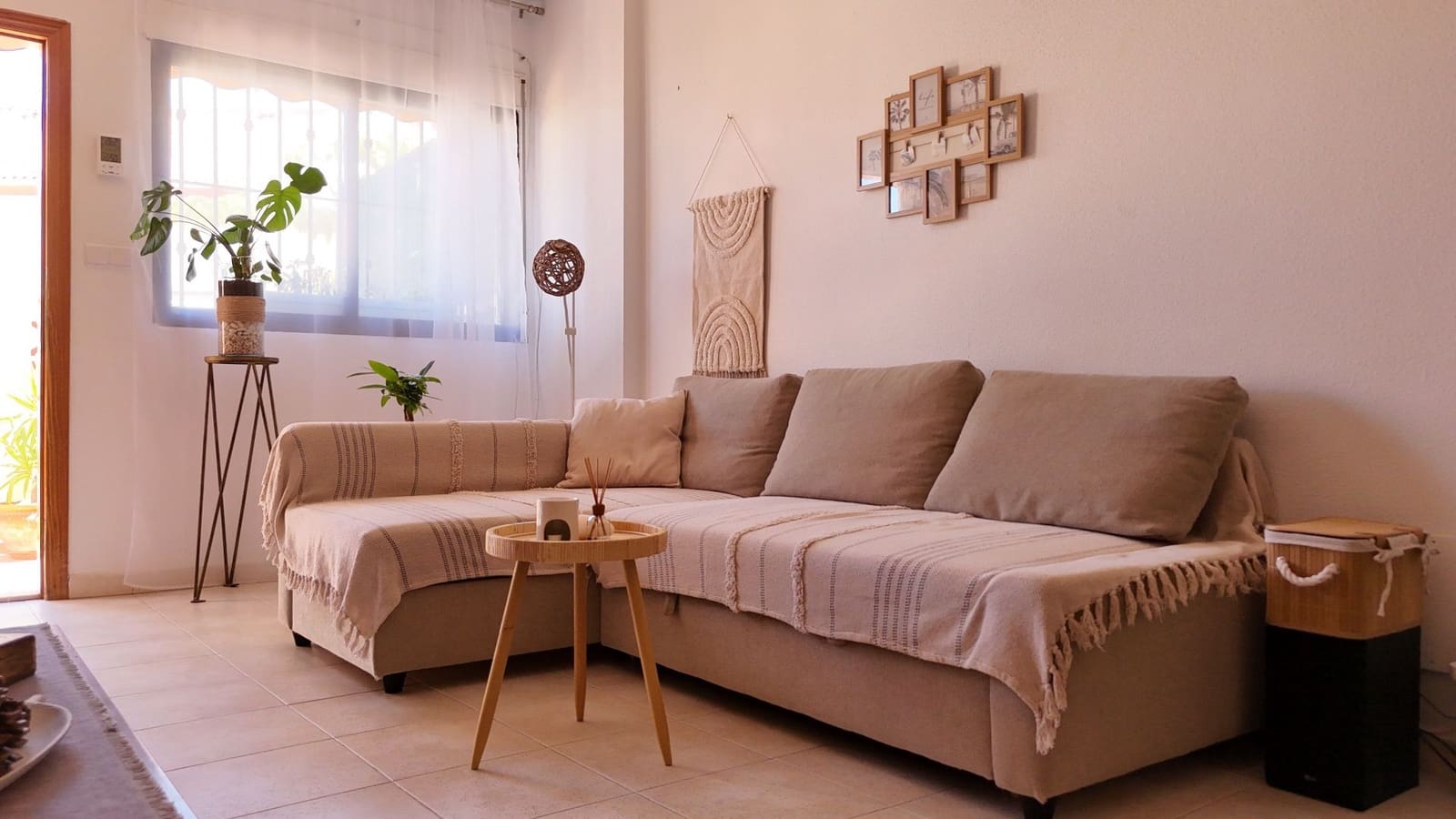 3 soverom Kjedet enebolig til salgs i Gran Alacant med svømmebasseng garasje - € 289 000 (Ref: 8104853)