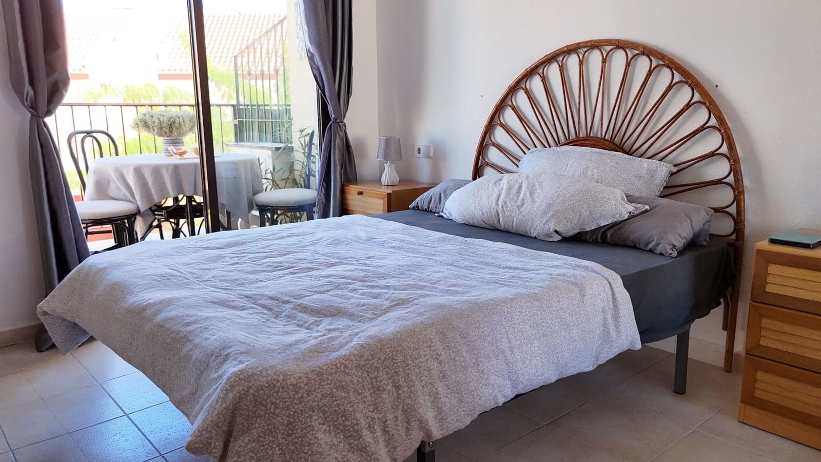 3 soverom Kjedet enebolig til salgs i Gran Alacant med svømmebasseng garasje - € 289 000 (Ref: 8104853)