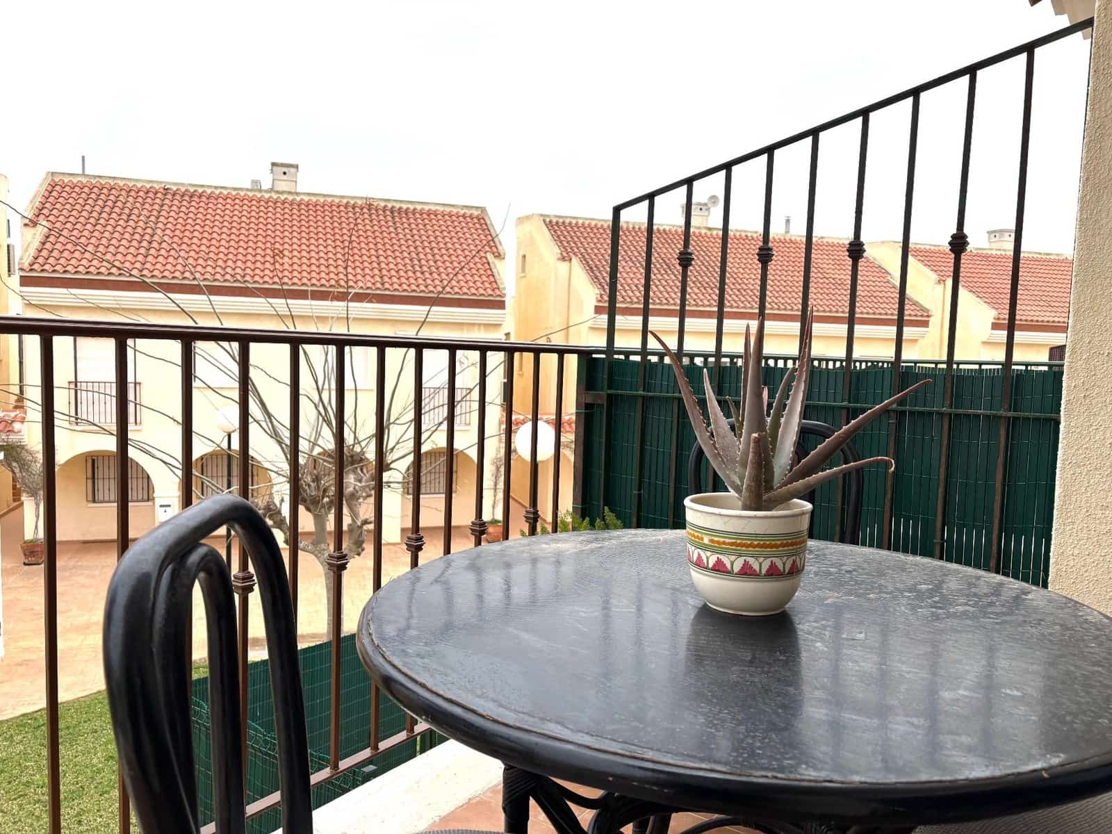 3 soverom Kjedet enebolig til salgs i Gran Alacant med svømmebasseng garasje - € 289 000 (Ref: 8104853)