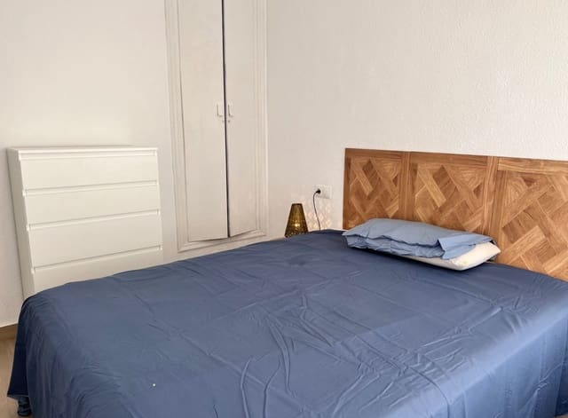 3 bedroom Townhouse for sale in Playa de los Locos, Torrevieja - € 160,000 (Ref: 8305113)