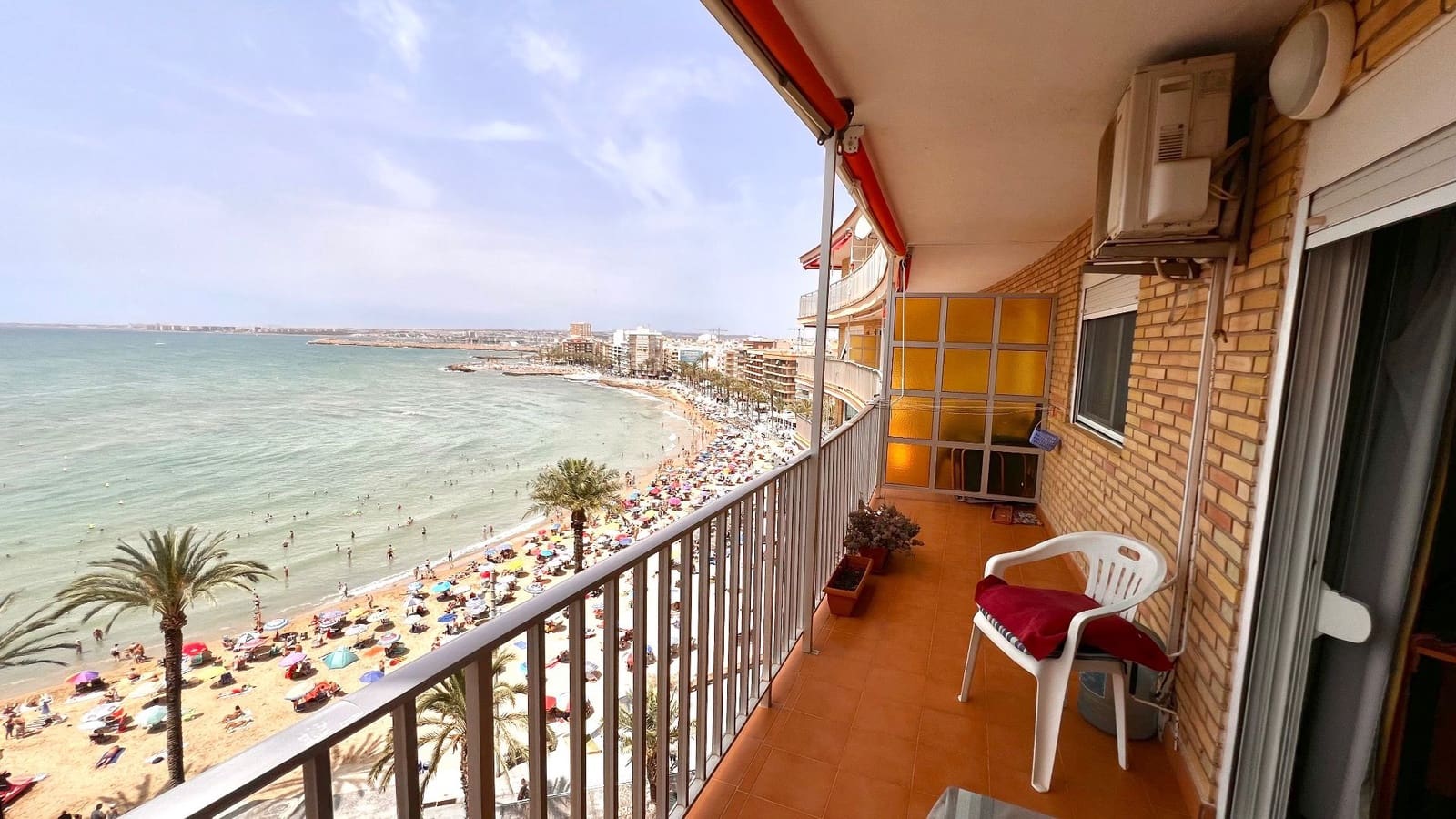 3 bedroom Apartment for rent in Torrevieja with garage - € 800 (Ref: 8347662)