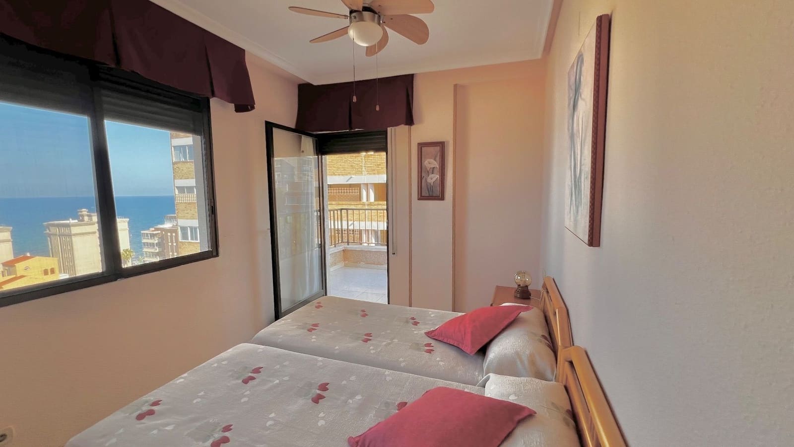 3 soverom Hus til leie i Arenales del Sol med svømmebasseng garasje - € 750 (Ref: 8372537)