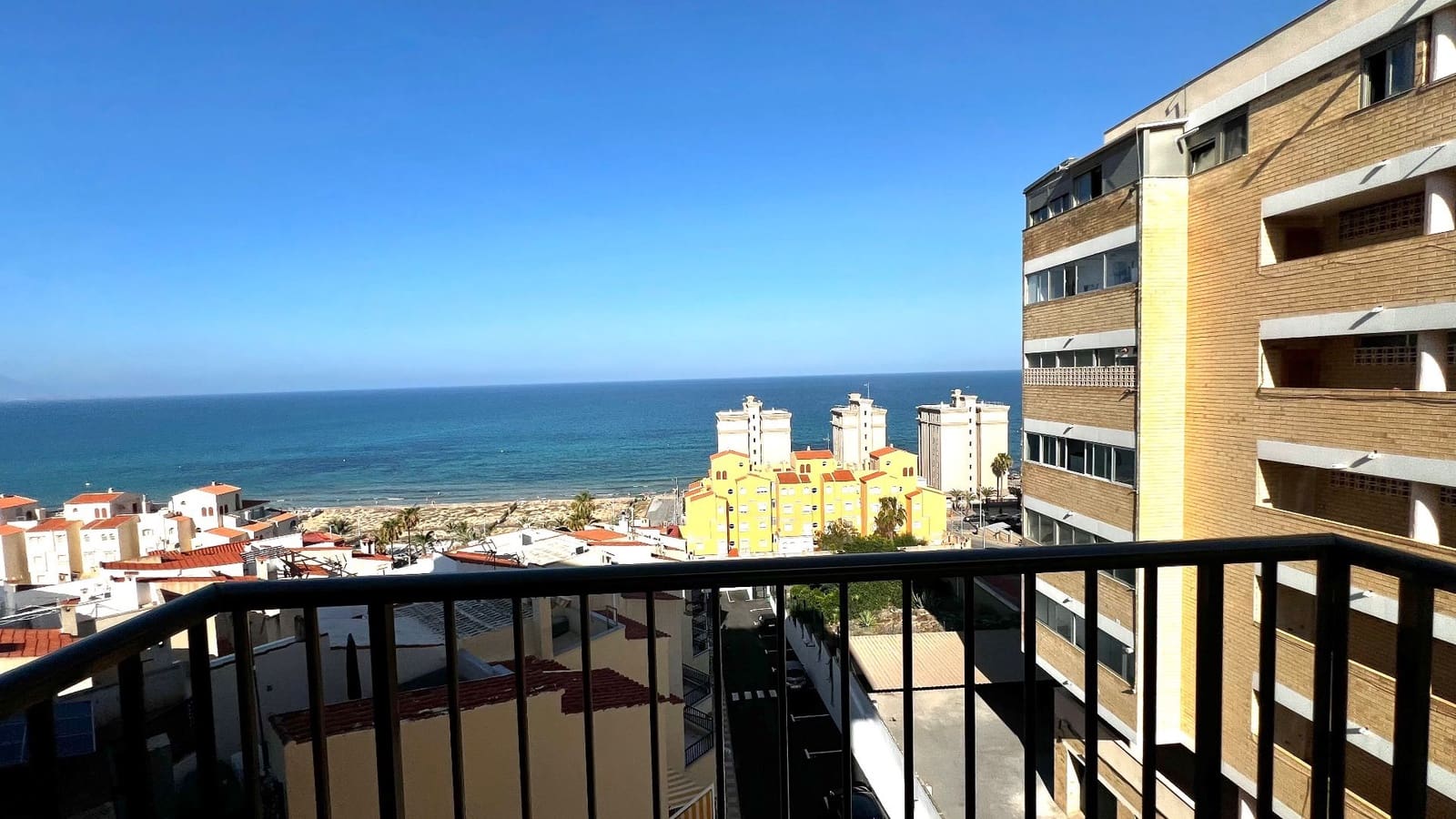 3 soverom Hus til leie i Arenales del Sol med svømmebasseng garasje - € 750 (Ref: 8372537)